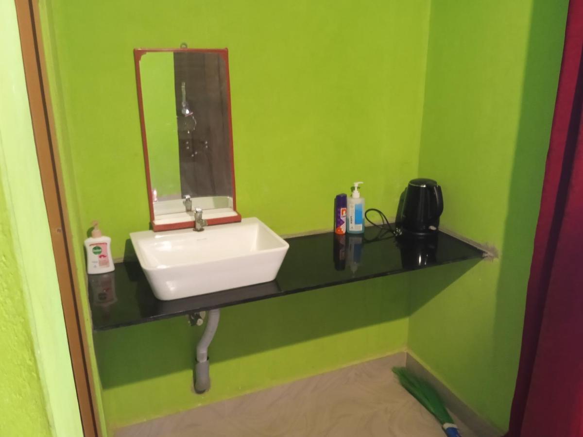 Nisarga Homestay And Beach Resort Gokarna โกการ์นา ภายนอก รูปภาพ