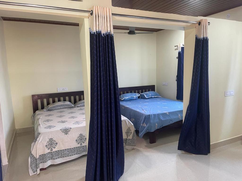 Nisarga Homestay And Beach Resort Gokarna โกการ์นา ภายนอก รูปภาพ